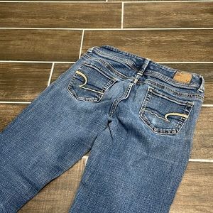American eagle size 2 long original boot style jeans